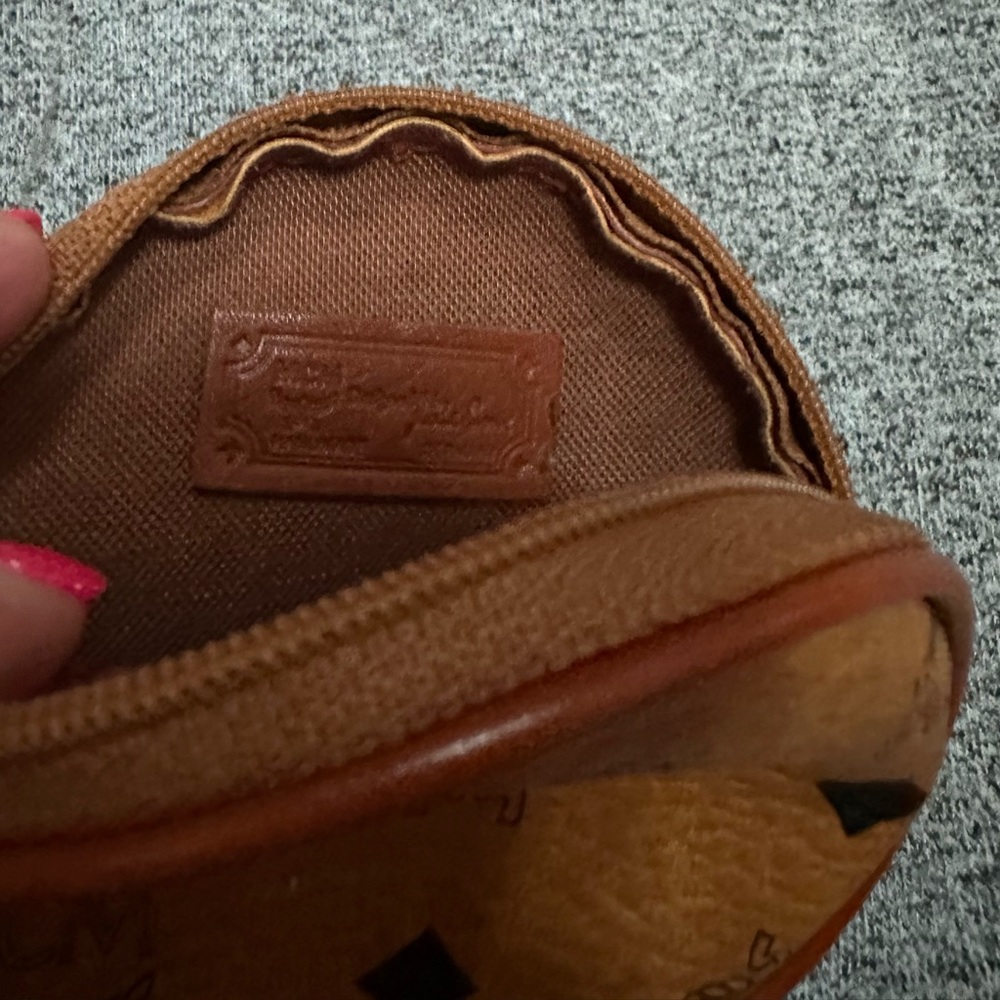 MCM Tan Monogram Pouch Coin Purse Toby Wallet cognac - Picture 3 of 5